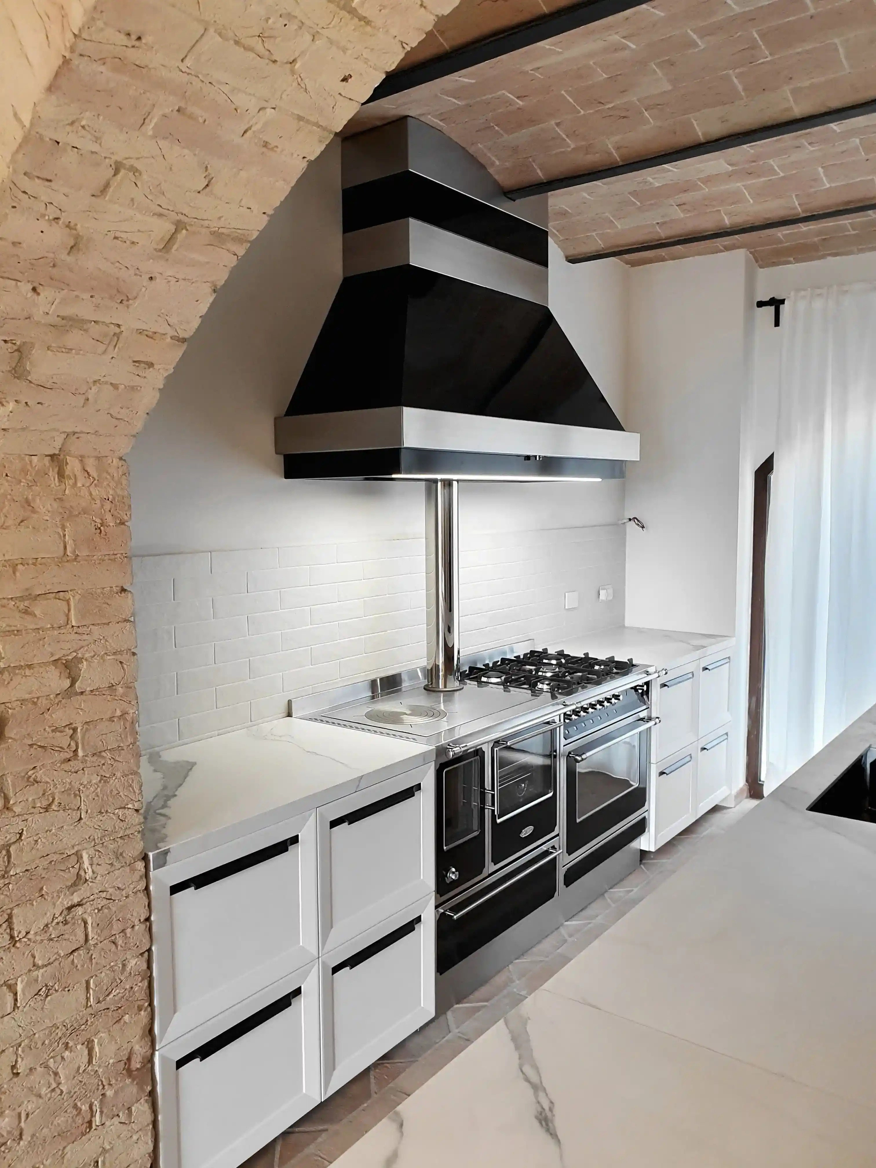 Cucina combinata gas legna 160cm cappa inox nera - Vista 3