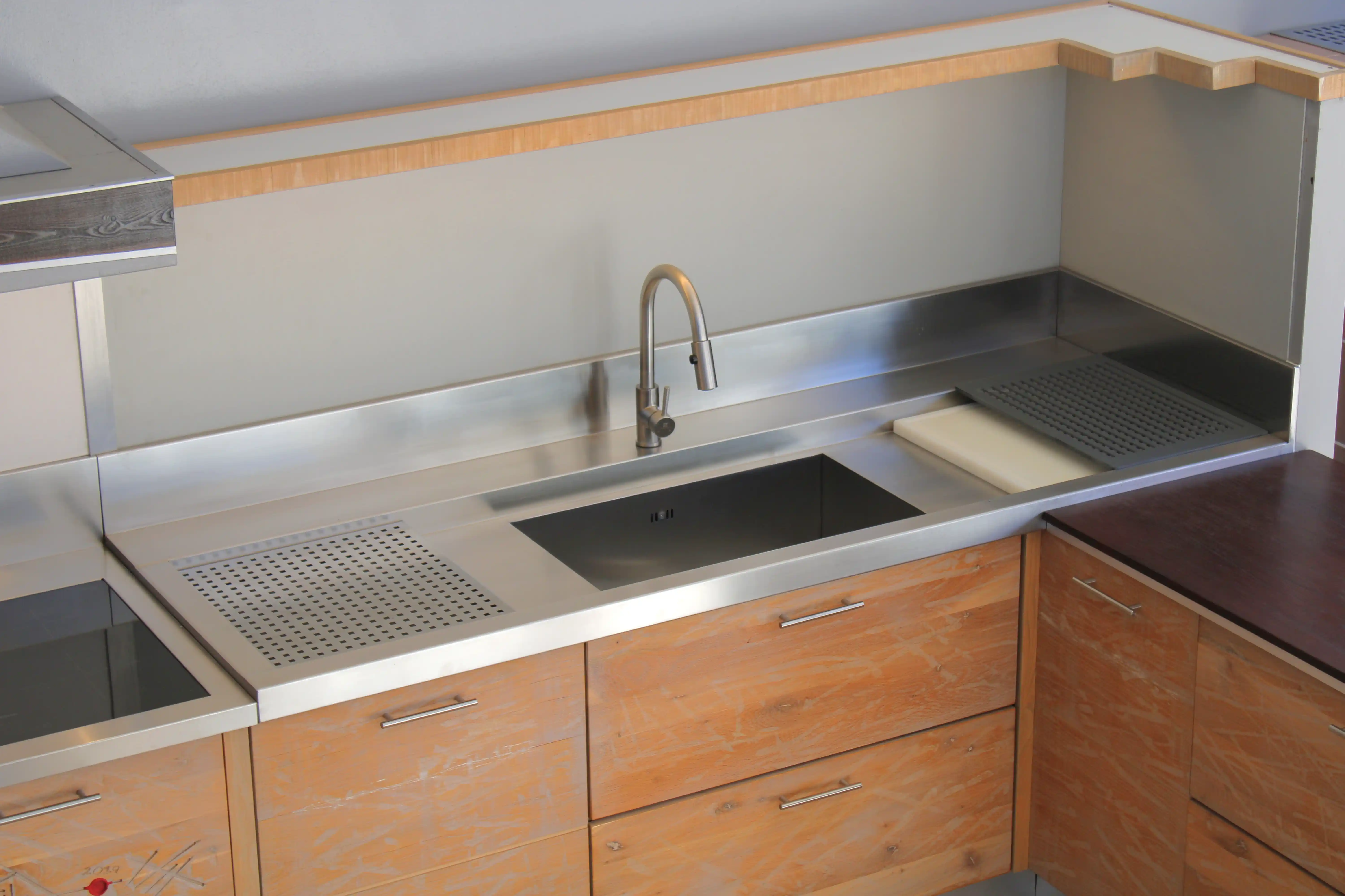 Cucina completa Design Moderno - Dettaglio lavabo